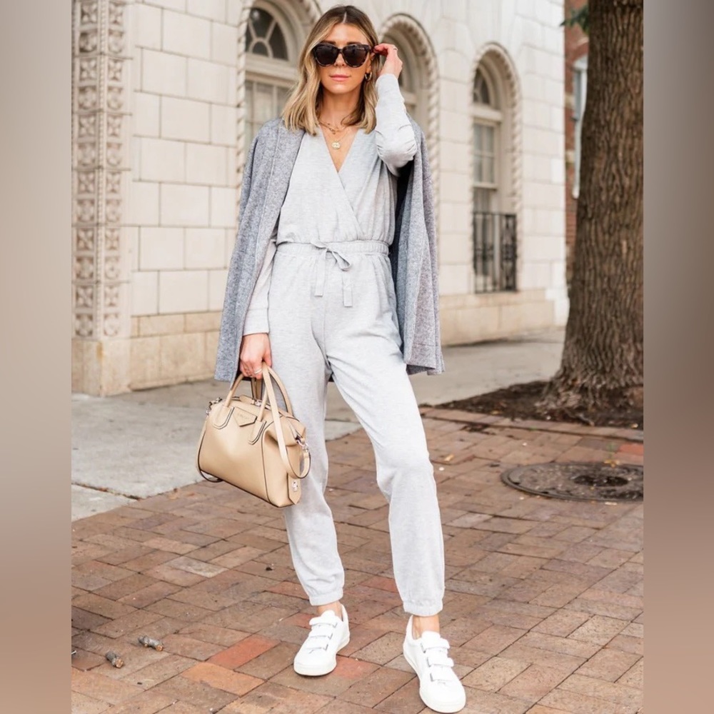 NWT Splendid x Cella Jane Supersoft Surplice Jumpsuit Gray Size Small - Picture 1 of 16
